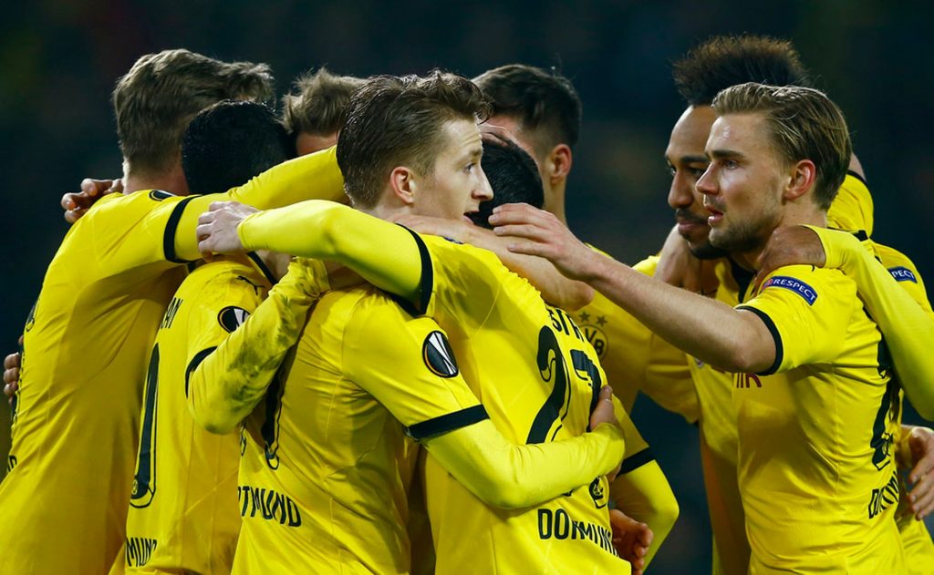 Borussia Dortmund Team Football