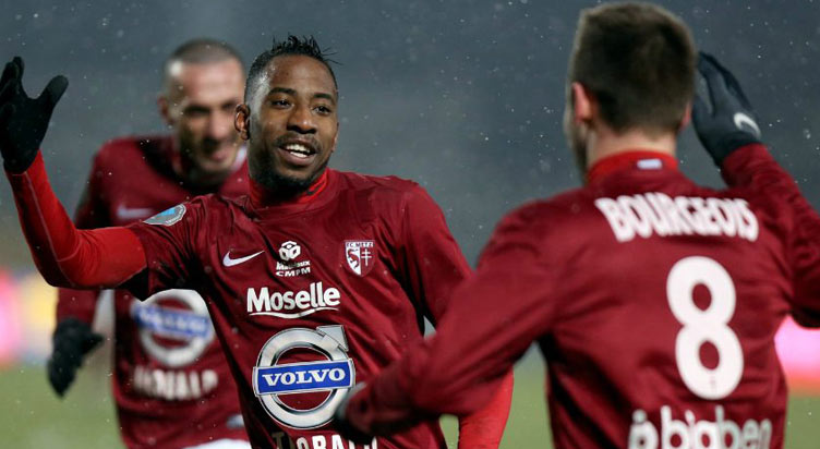 Metz Football Team