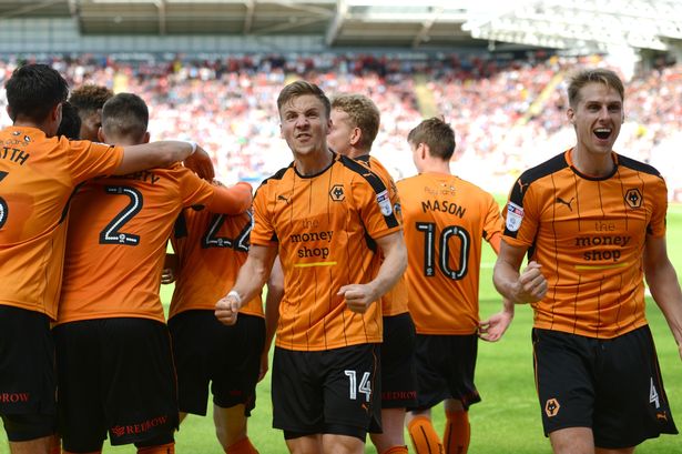 WOLVERHAMPTON WANDERERS FOOTBALL TEAM