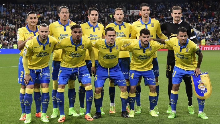Las Palmas Football Team ( 2 )