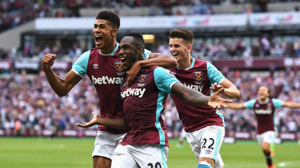 West Ham United Football Team ( 1 )