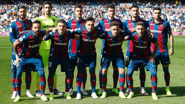 foto team LEVANTE